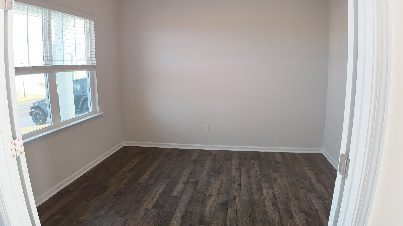 Building Photo - 969 Pineland Dr