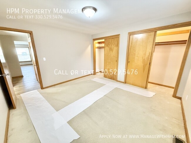 Building Photo - 7145 Starcliff Ave NW