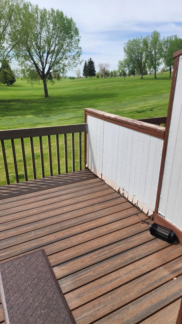 Building Photo - Beautiful Condo On the Golf Course!