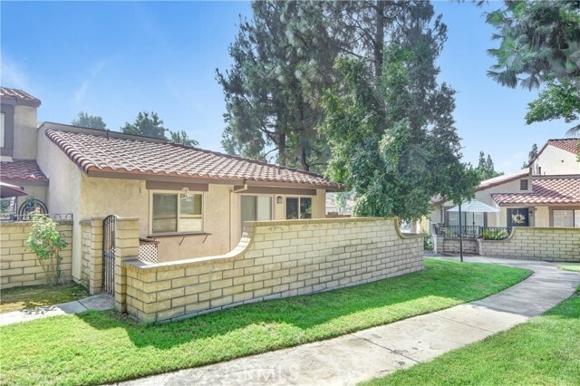 Building Photo - 7858 Peralta Rd