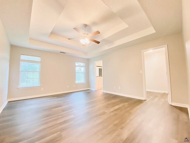 Building Photo - 202 Chimney Rock Rd