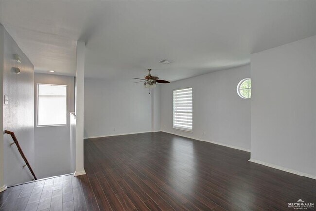 Building Photo - 41 San Fabian St
