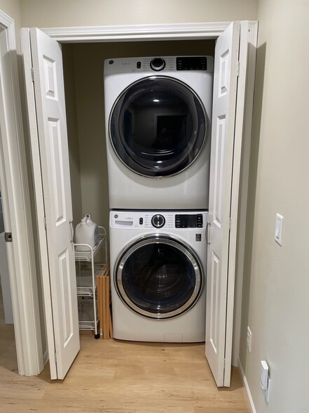 High efficiency washer and dryer. - 2225 Middleton Beach Rd