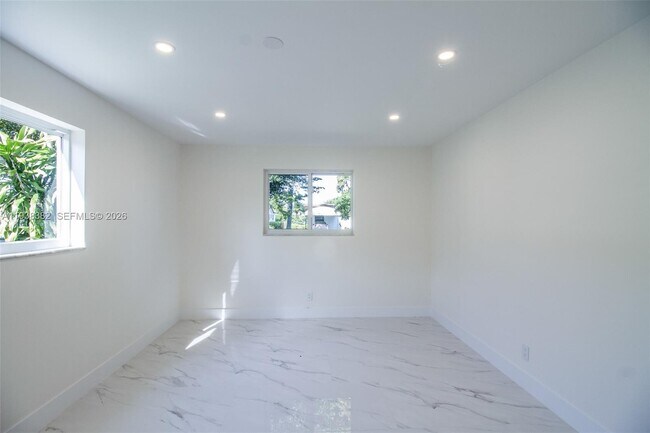 Building Photo - 4308 Adams St