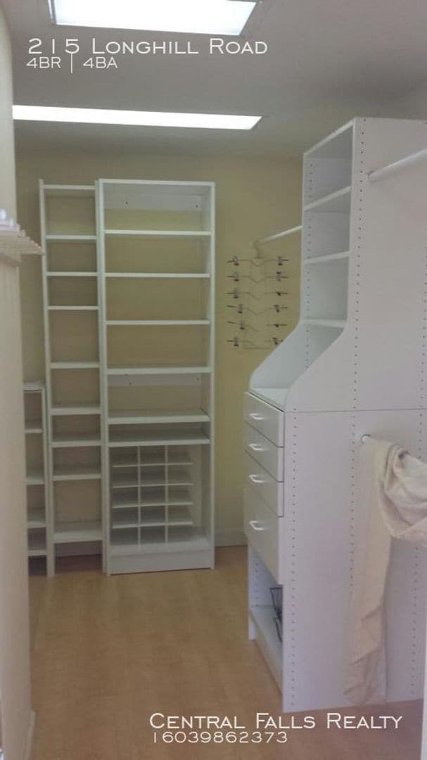 Building Photo - 4 Bedroom Single Family House for  Rent! Available for Immediate Occupancy!