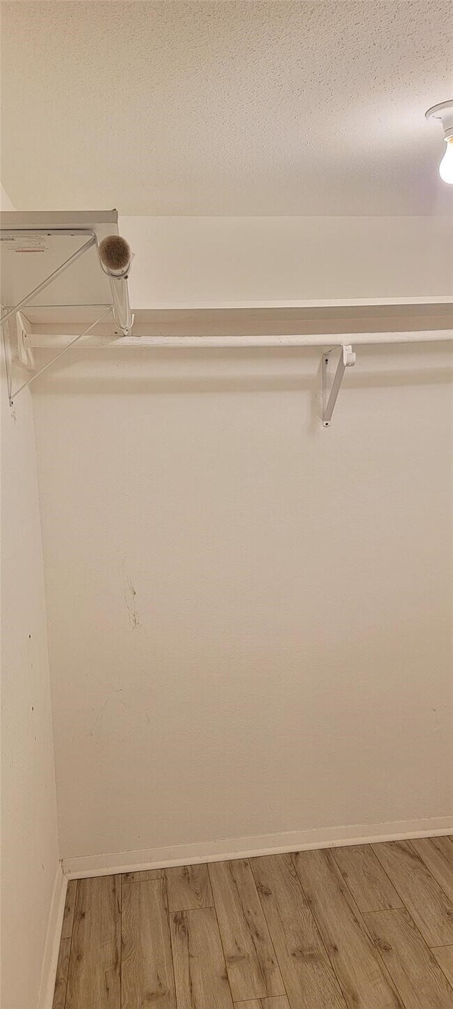 Building Photo - 2110 Wilcrest Dr