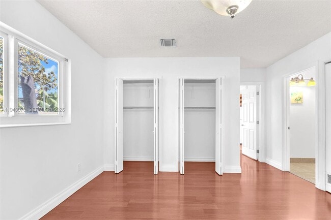 Building Photo - 10295 SW 34th St