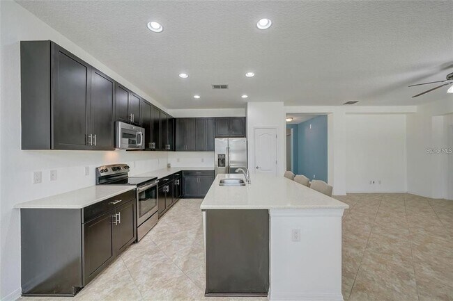 Building Photo - 11710 Albatross Ln