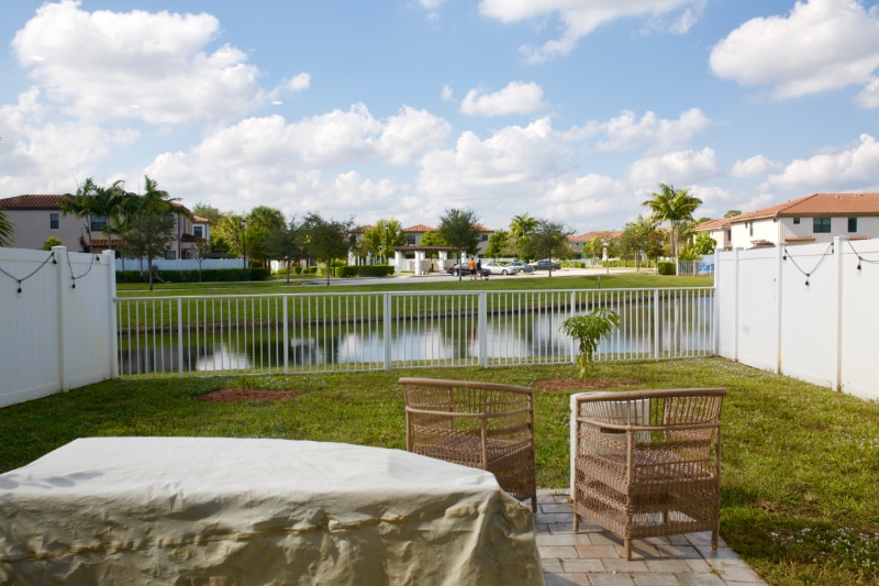 Building Photo - 1011 White Oak Ter