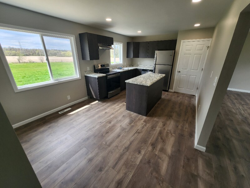 Building Photo - 6183 N Webster Rd