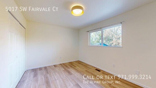Building Photo - 5017 SW Fairvale Ct