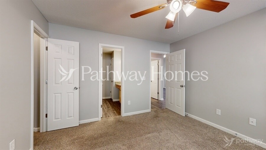 Building Photo - 160 Lossie Ln