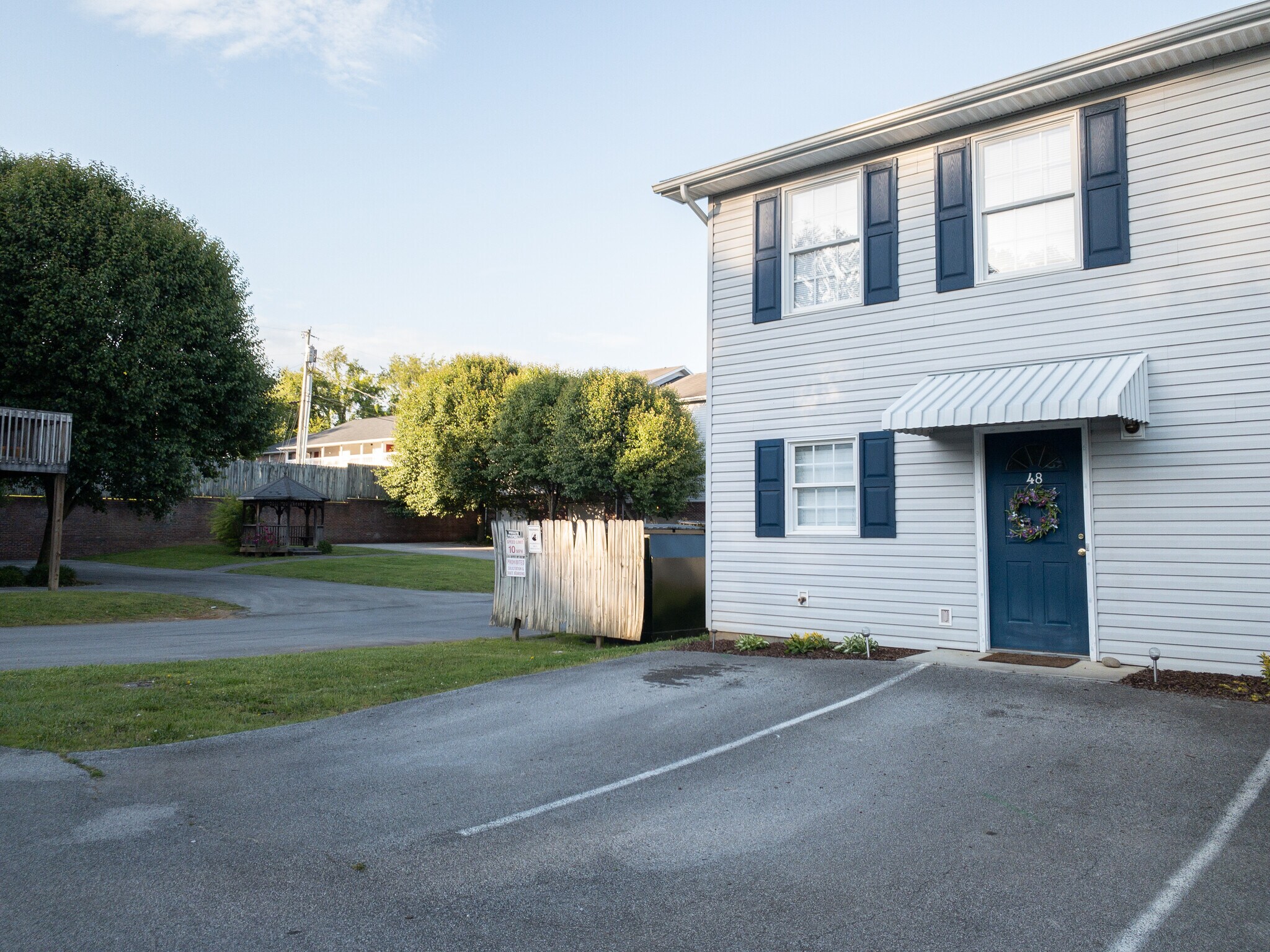 Building Photo - 152 Gray Station Rd