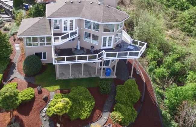 Building Photo - 3695 Sqft. Home with 180 degree Sound views!