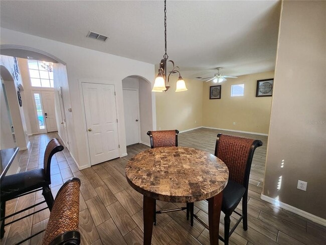 Building Photo - 3913 Roswell Pl