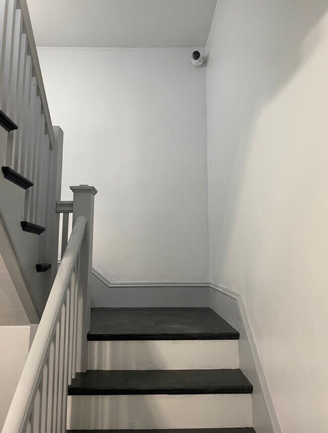 Hall - 17 Ashley St