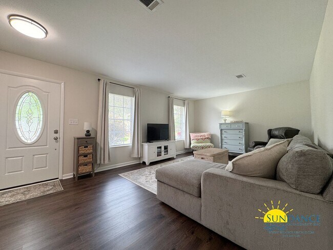 Building Photo - Updated 3-Bedroom Home in Fort Walton Beach!
