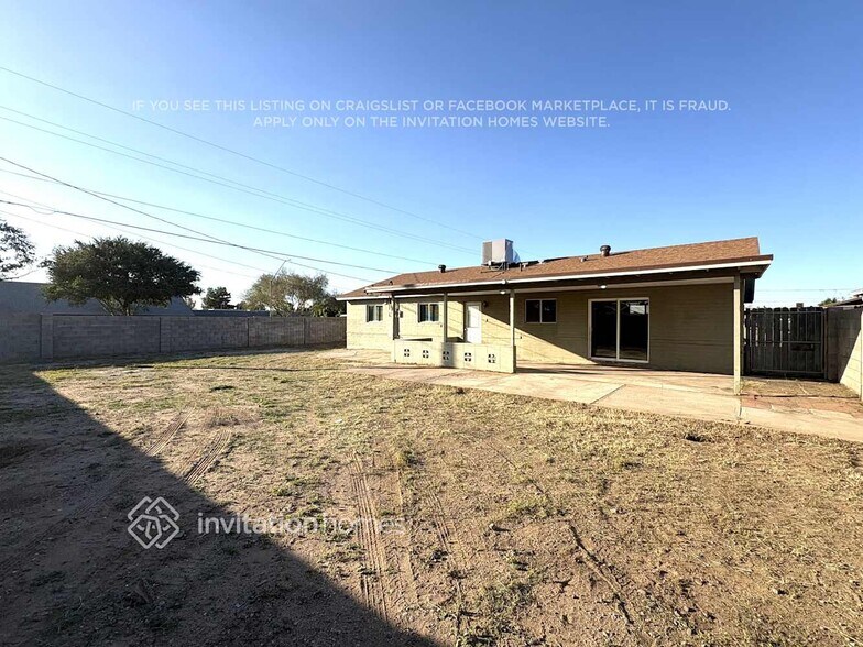 Building Photo - 5047 W Tuckey Ln