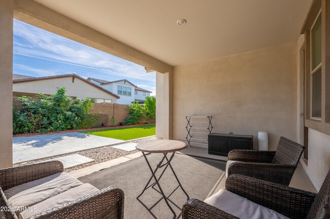 Building Photo - 21357 E Macaw Dr