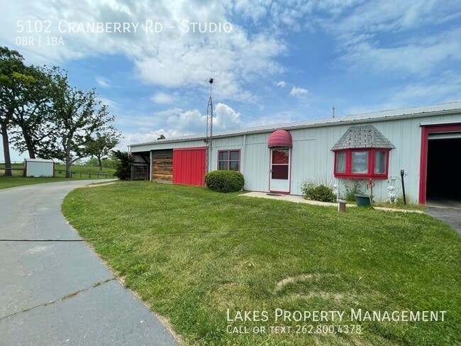 Building Photo - 5102 Cranberry Rd