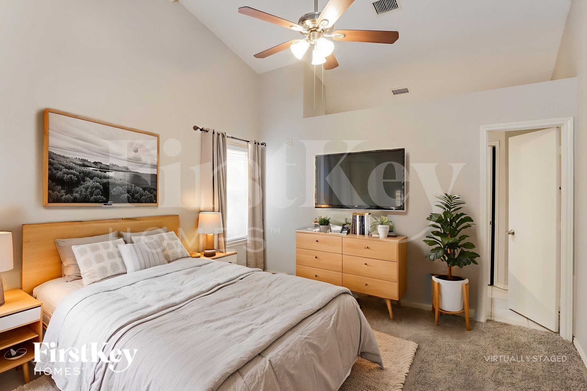 Building Photo - 7818 Bordeaux Ln