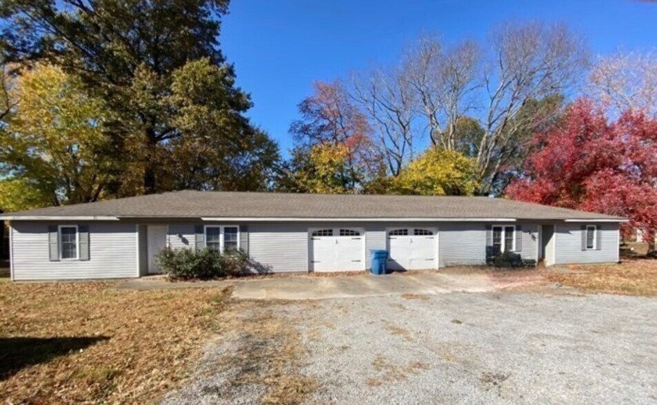 Building Photo - 214 Beaver St