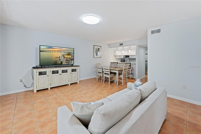 Building Photo - 4574 Ringwood Meadow