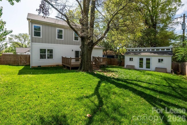 Building Photo - 1516 Princess Pl