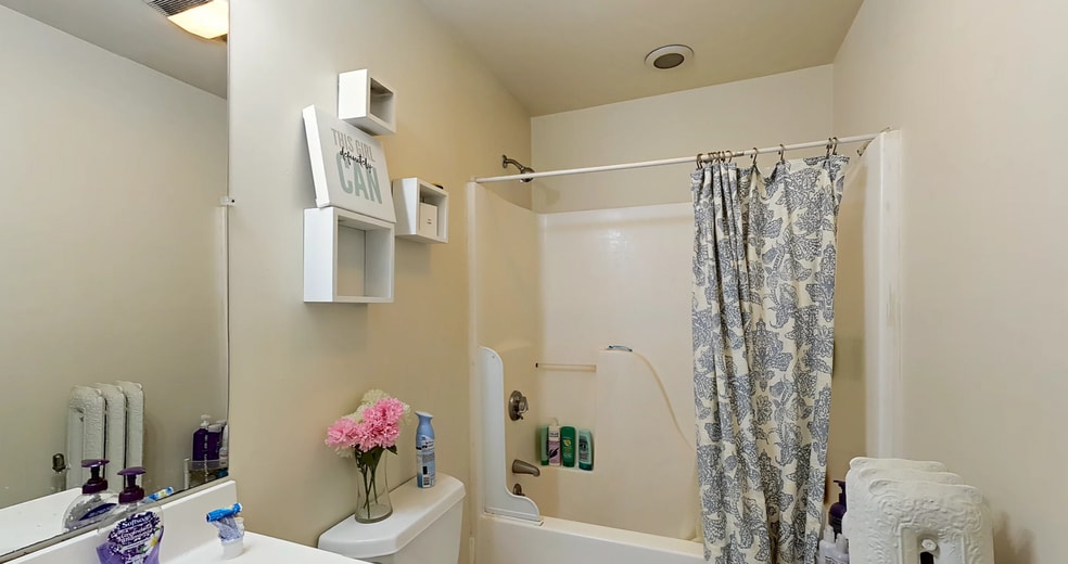 Building Photo - 1130 Commonwealth Ave