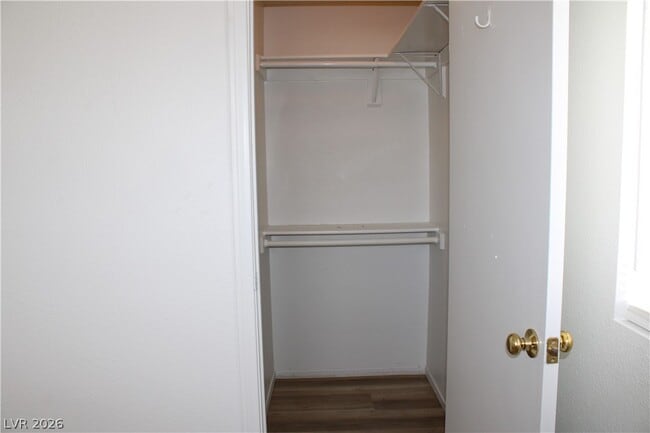 Building Photo - 1212 E Phillips Ave