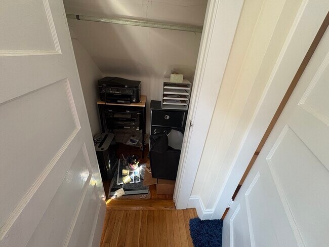 Building Photo - 11 Channing Rd