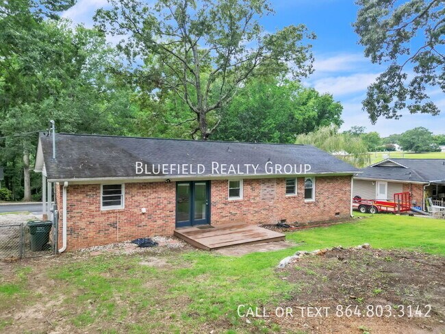 Building Photo - 3 Kerry Ct