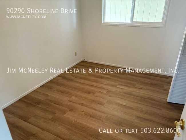 Building Photo - 90290 Shoreline Dr