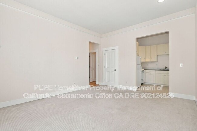 Building Photo - 1500 Q St