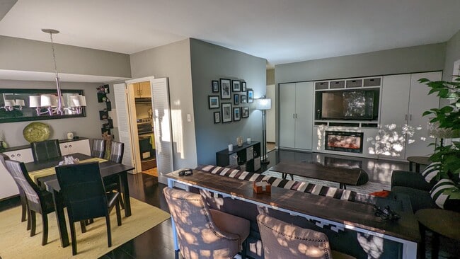 Unit Overview - 3101 S Manchester St