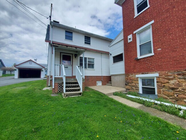 Building Photo - 4751 E Prospect Rd