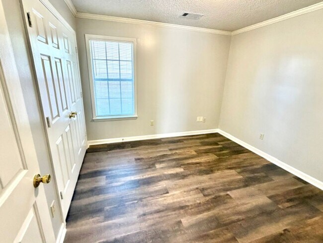 Building Photo - 4839 Callaway Hills Dr