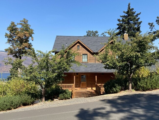 Building Photo - Perfection in Mosier