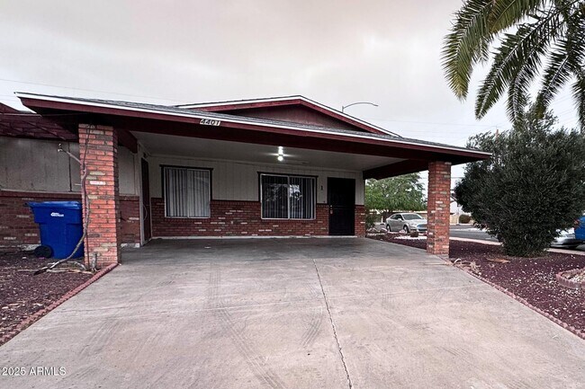 Primary Photo - 4401 E Contessa St