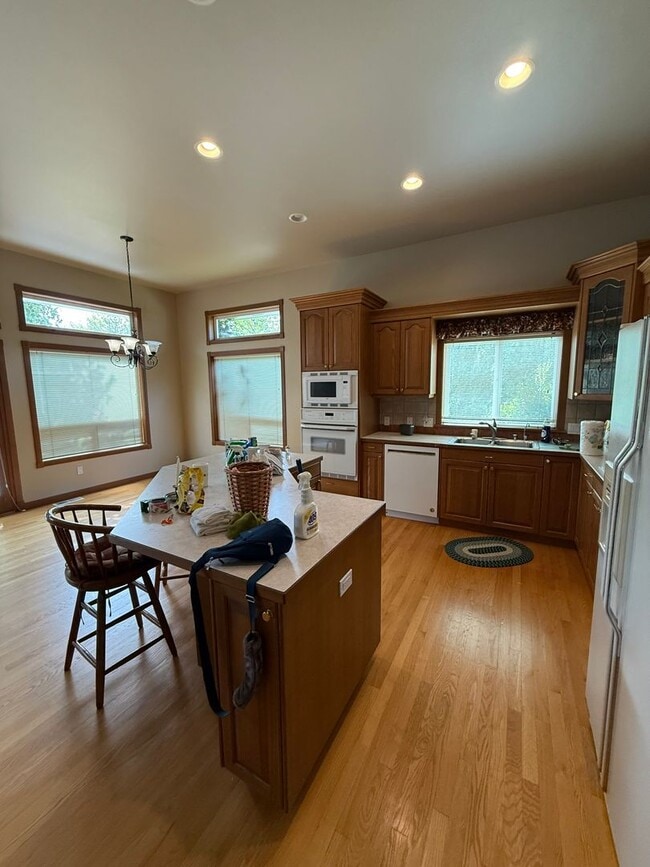 Building Photo - Beautiful Lynden Home!