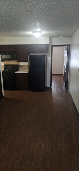 Building Photo - 632 Whitham Ave