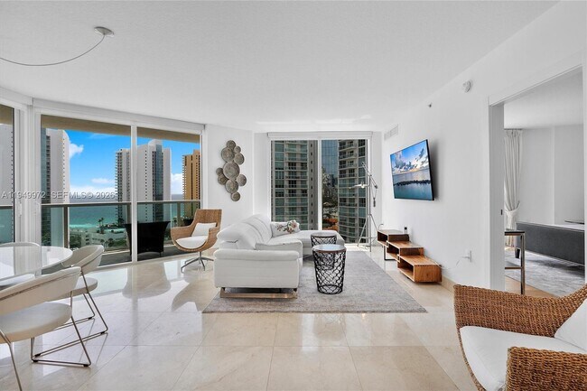 Building Photo - 200 Sunny Isles Blvd