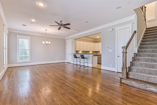 Building Photo - 64 Island Psg