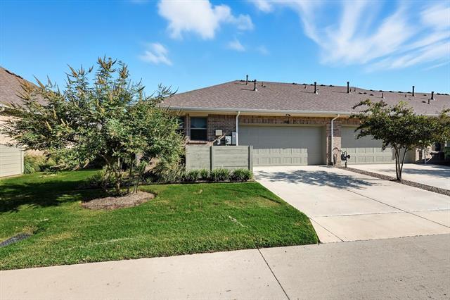 Building Photo - 1029 3rd St