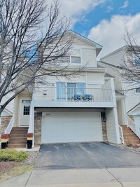 Building Photo - Awesome 3 bed 3 bath townhouse in Woodbury!