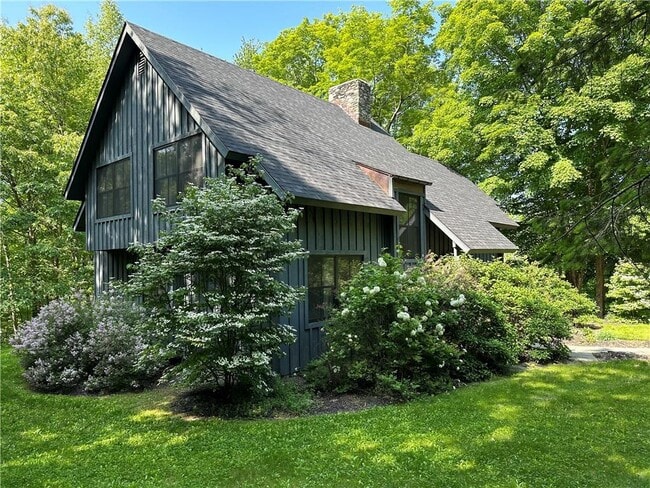 Building Photo - 41 Redmond Way