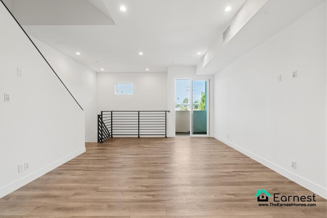 Building Photo - 3 + 3.5 Modern Mar Vista Gem with Rooftop ...