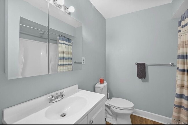 Building Photo - 115 Harborview Ave