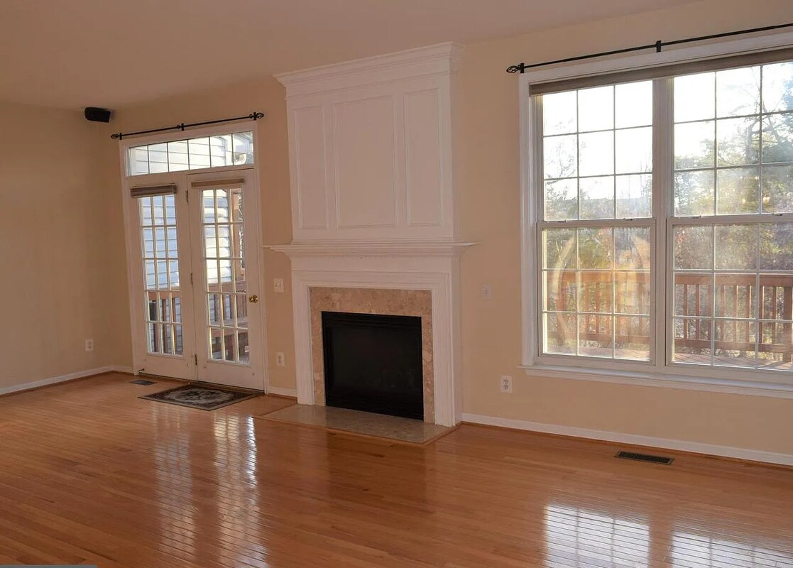 Building Photo - 13133 Rose Petal Cir