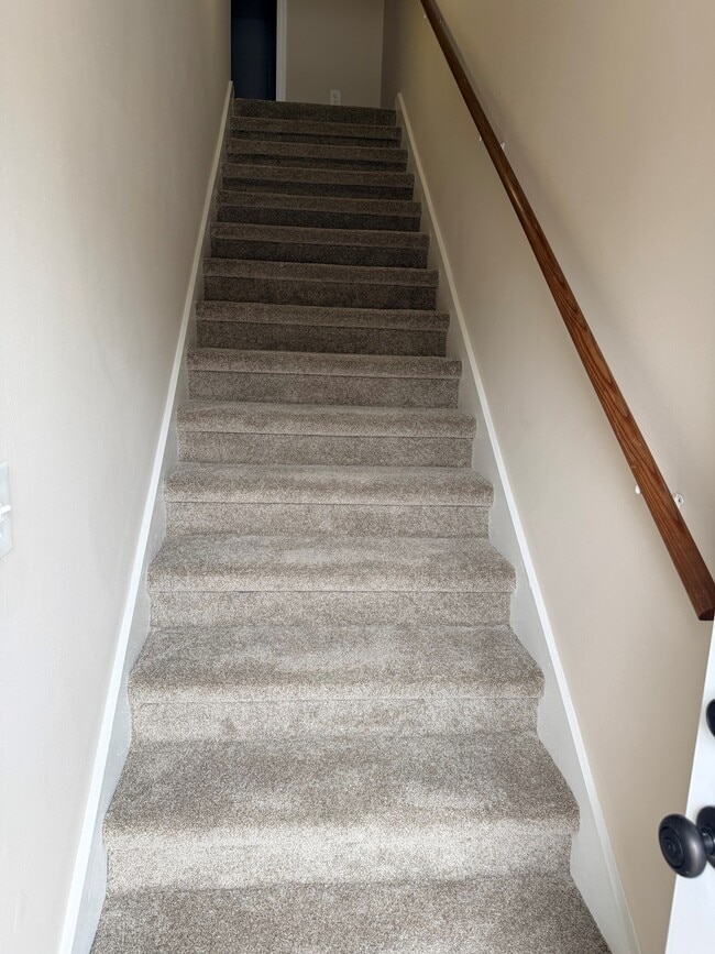 Building Photo - 5217 Crystal Ct